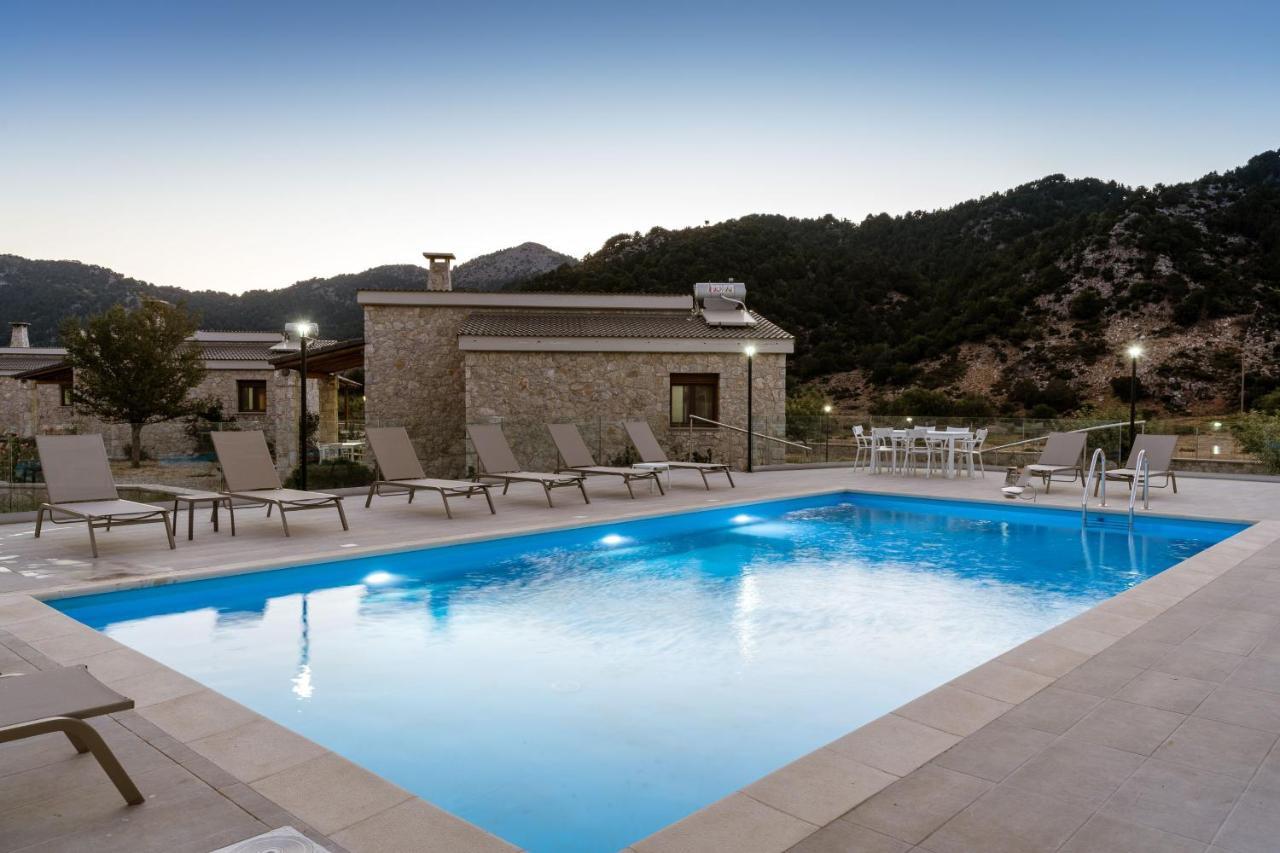 Omalos Village Exterior photo