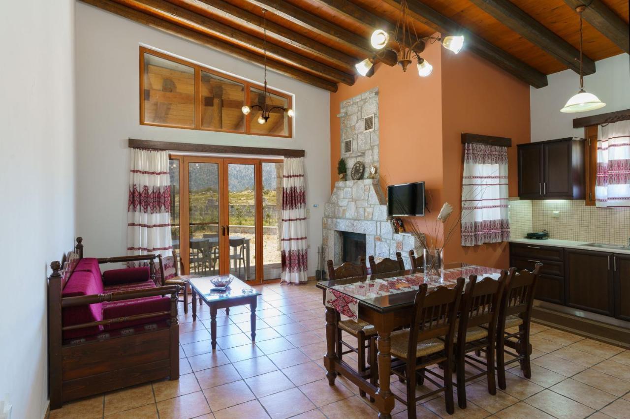 Omalos Village Exterior photo